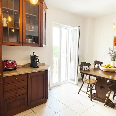 Anmarie Apartment